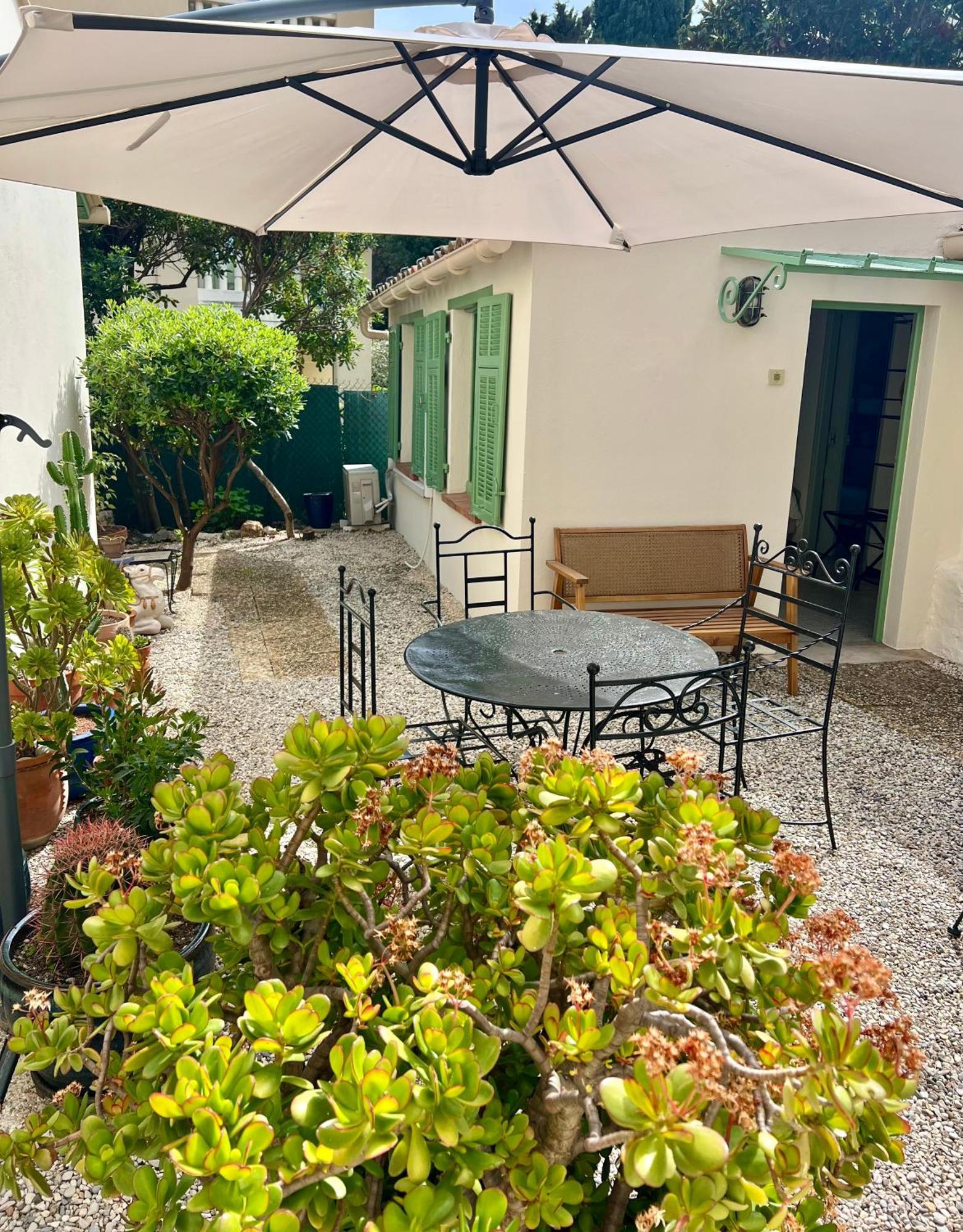 Hotel Le Ponteil Antibes Exterior foto